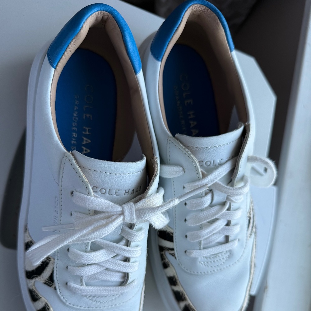 Cole Haan White Leather sneakers